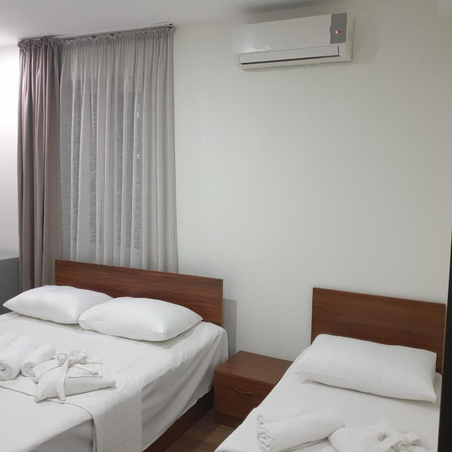 Hotel Leon Batumi Zewnętrze zdjęcie