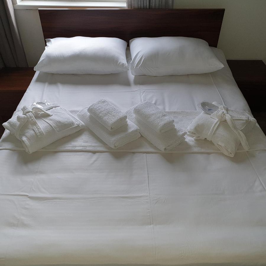 Hotel Leon Batumi Zewnętrze zdjęcie