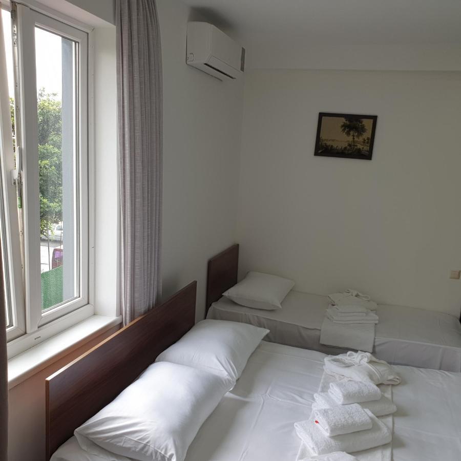 Hotel Leon Batumi Zewnętrze zdjęcie