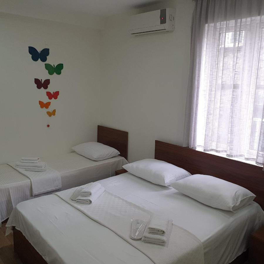 Hotel Leon Batumi Zewnętrze zdjęcie