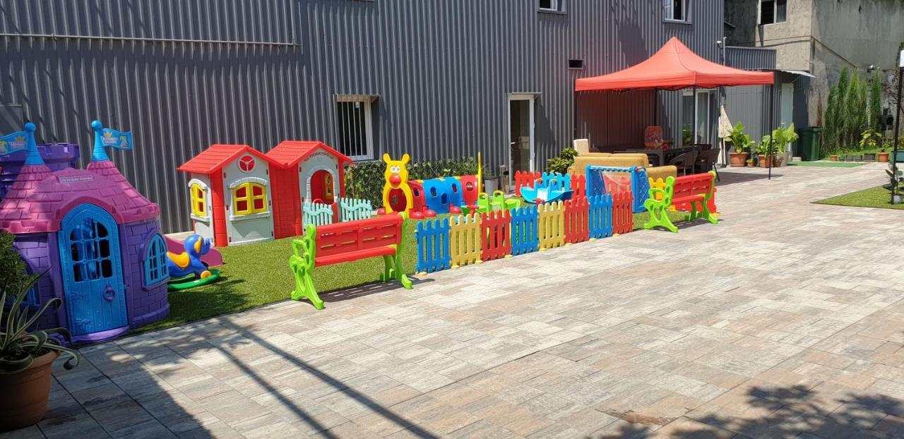 Hotel Leon Batumi Zewnętrze zdjęcie