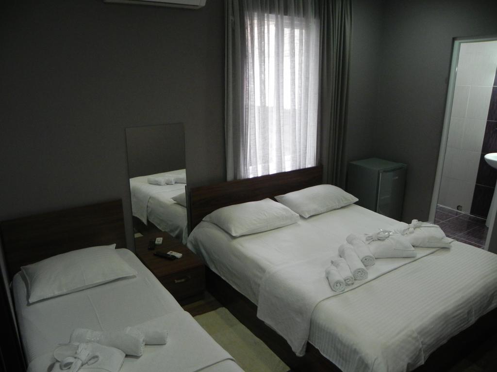 Hotel Leon Batumi Zewnętrze zdjęcie